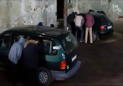 دو دوست دختر عکسهای سکسی18 و یک شخص